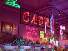 -BIG PINK大粉娃娃机主题馆(圆融星座店)