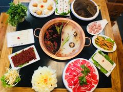 -袁老四老火锅(盘龙城店)