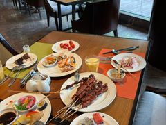 -岷山饭店-芝芝自助餐厅