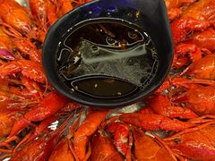 -肥小宝·金牌油焖大虾(襄阳龙虾地标店)