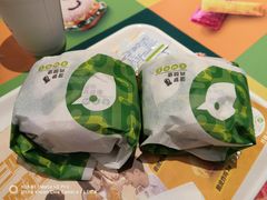 菠萝鸡腿堡-德克士(崂山百货店)