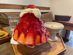 草莓雪地刨冰-Ginko银子(青龙街店)