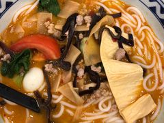 -蒙自源米线大王(信利城市广场店)