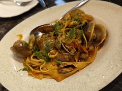 -LESCEDARS Brasserie Bistro香柏树