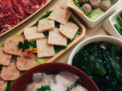 -左庭右院鲜牛肉火锅(浦江欢乐颂店)