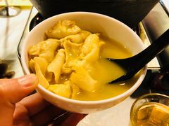 -鲜入围煮花胶鸡海鲜火锅