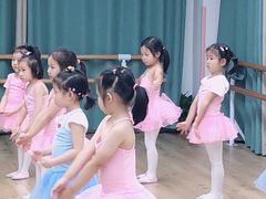 -雅米拉艺术中心(少儿舞蹈培训)