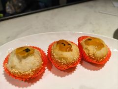 特色传统枣泥酥-绿波廊(豫园店)