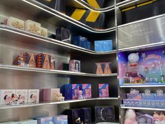 -泡泡玛特POPMART(国贸三期店)