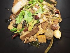 -醉人椒麻辣香锅(王府井喜悦店)