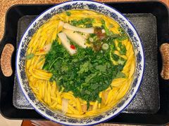 -火烧房子菊花米线(兴盛路店)