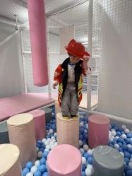 -奈尔宝·儿童乐园·亲子餐厅(华采天地店)