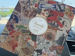 -VENCHI 闻绮(上海佛罗伦萨小镇店)