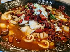 -湖泉水云间餐厅·弥勒地道菜(B座店)