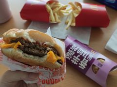 -麦当劳(海岸城店)