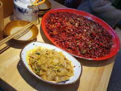 -思博半步颠小酒馆(梦时代店)