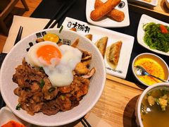 大碗过瘾双拼-熊吞·大碗丼烧肉饭(西市场嘉华店)