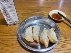 -黄阿姨锅贴大王(万航渡路店)