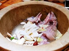-滇香肴·云南菜蒸汽石锅鱼(云南北路店)