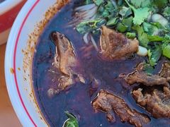-叶伟胡辣壳面(松牌路店)