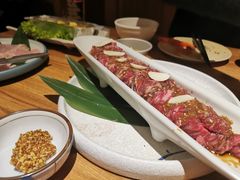 -炼火烤肉店