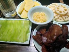 -红九格老火锅(三峡广场店)