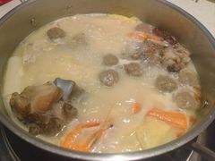 -三人行骨头王火锅(长寿店)