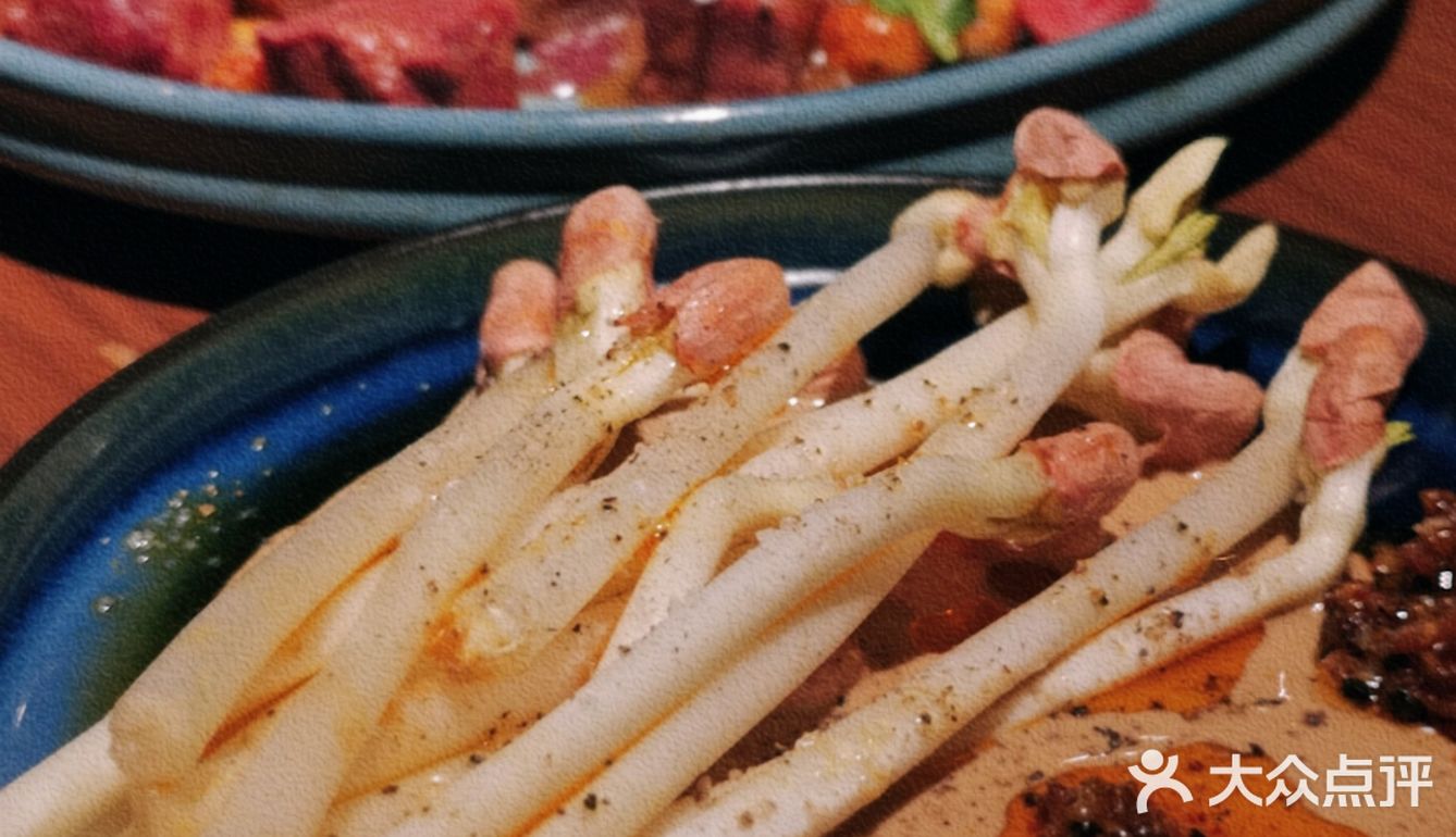 去找暴躁主厨吃饭！扑了个空🤷