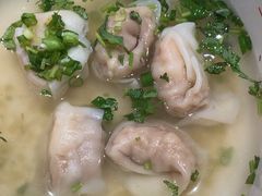 -南城香·饭香串香馄饨香(青年路店)