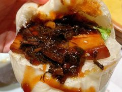 酒酿馒头配扣肉-卯时·龙光雅宴·精致锡帮菜(惠山古镇店)