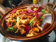 -胡须佬鸡煲四季火锅(海雅缤纷城店)