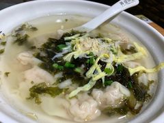 小馄饨-弄堂咪道-饭香·面香·馄饨香(兴梅店)