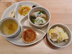 -素满香·全民食养自助(长宁龙之梦店)