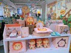 -KAKAO FRIENDS(弘大店)