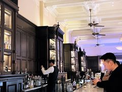 -LONG BAR 廊吧(外滩华尔道夫酒店)