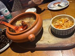 -雀舞云南菜(天津天河城购物中心店)