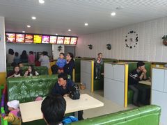 -迈德堡清真汉堡连锁(张家川店)