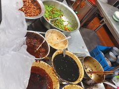 -万方圆拌粉瓦罐汤(恒茂华城店)
