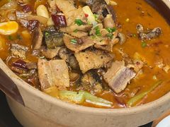 襄阳砂锅牛三鲜-莲餐厅·湖北菜·藕汤是头牌(愚园路店)