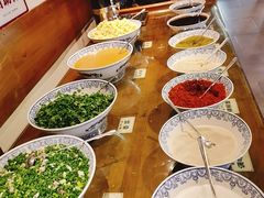 自助调料区-纸盐河码头火锅(十八梯店)