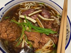 -镇南锅盖面馆(解放路店)