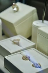 -克拉花园珠宝(诚品生活店)
