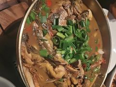 溪杂鱼锅-食光慢宴·安吉土菜馆