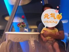 -广州塔卢特斯法国旋转餐厅