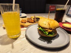 -必胜客(乐山世豪PH店)