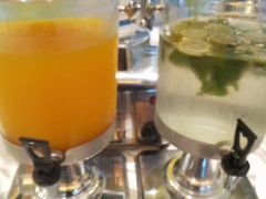 -深圳宝安机场希尔顿欢朋酒店餐厅