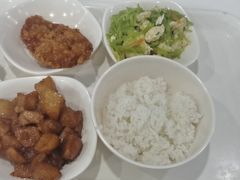 -浦东图书馆读者餐厅