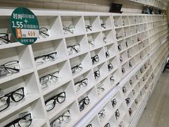 -诺柯视眼镜-蔡司依视路官方工厂店(淞南一店)
