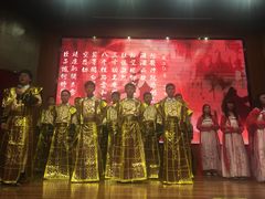 -上海市民办金苹果学校