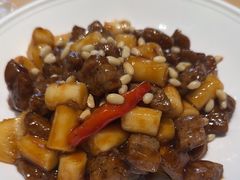 松子牛肉炒年糕-兔爸私家小厨(新北万达店)